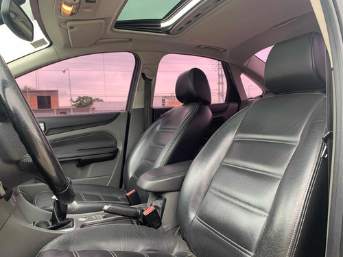 Ford Focus Ii 2009 2.0 Exe Sedan Ghia