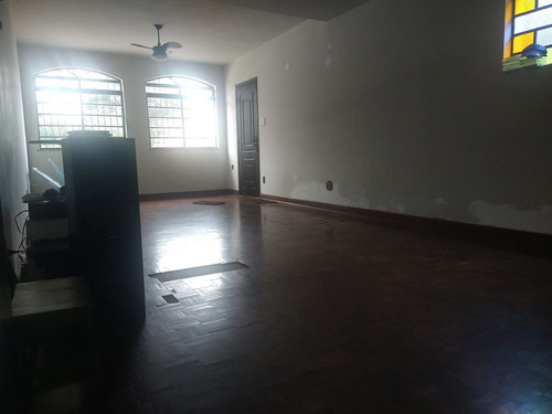 Sobrado 160 M2 4 Dorm. 1 Suite 2 Vagas Cob. Bem Localizado!