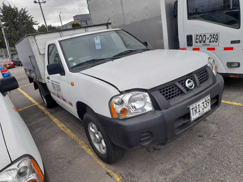 Nissan Frontier Np300 Mt Estacas Mod 2012