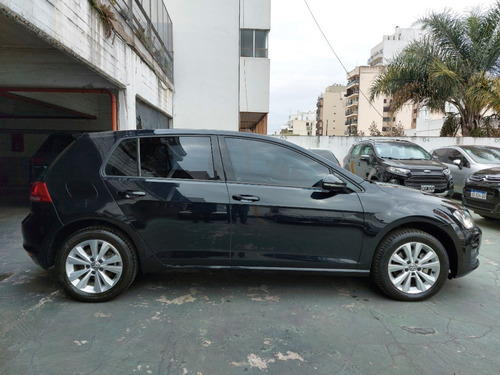 Imagen 4 de 16 de Volkswagen Golf Comfortline Manual