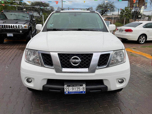 Imagen 3 de 9 de Nissan Frontier 4.0 Pro-4x Grado S V6 4x4 Mt 2015
