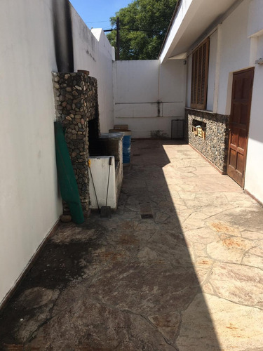 Imagen 15 de 16 de Casa 3 Dormitorios Venta Parque Chacabuco