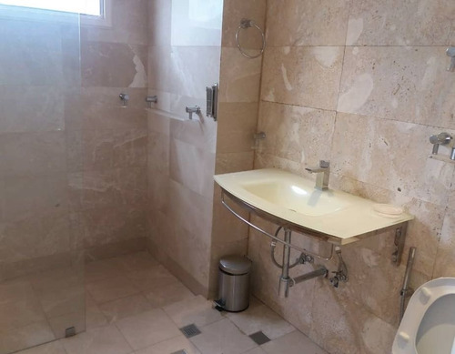 Imagen 15 de 20 de Apartamento En Alquiler - Urb. Las Mesetas