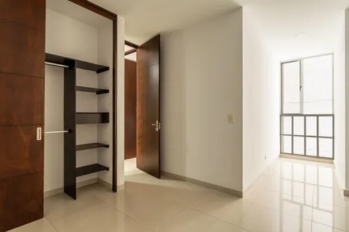 Edificio En Venta En Laureles. Cod V18067