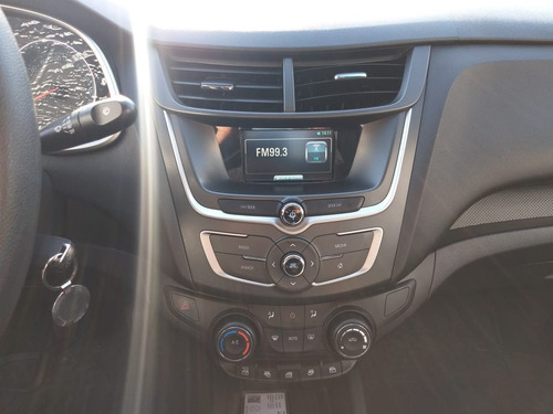 Imagen 13 de 14 de Chevrolet Sail Ls 1.5 Mec 2021