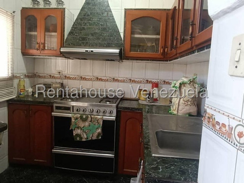 Casa En Venta En Los Magallanes De Catia Mls# 25-10640