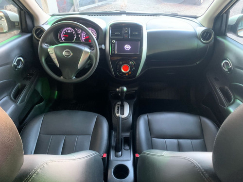 Nissan Versa SL 1.6 16V FlexStart 4p Aut.