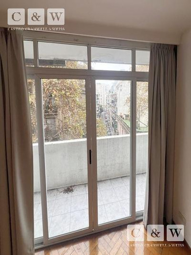 Departamento En Venta Al Frente Sobre Calle Guemes Al 4000 | Zona Palermo | Luminoso