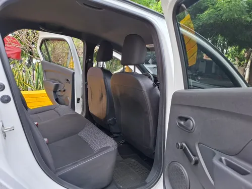 Renault Logan 1.6 Expression