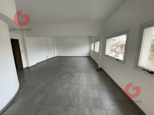 Galpon Con Oficinas 1800m2 - Mataderos