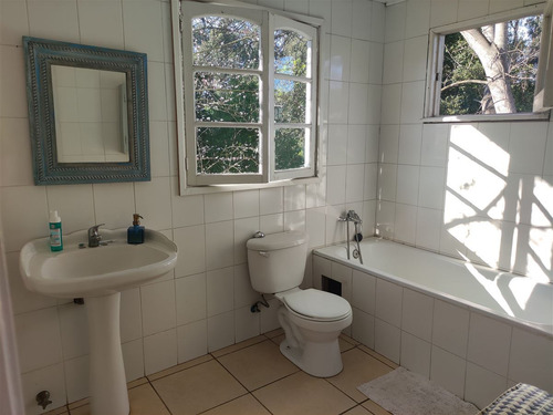 Casa En Venta De 2 Dorm. En Santo Domingo