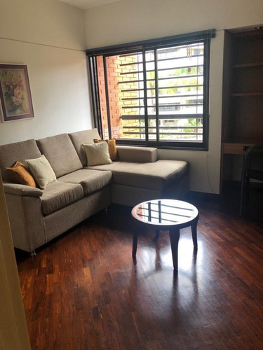 Imagen 8 de 15 de Alquiler Apartamento Colinas De Valle Arriba Baruta Caracas