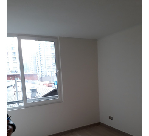 Excelente Departamento Cercano Metro Santa Isabel, Argomedo