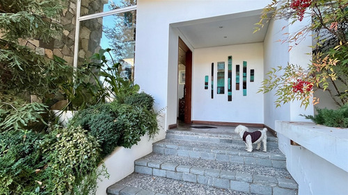 Casa Mediterránea Condominio 5 Dorm. Lomas De La Dehesa