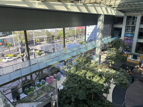 Excelente Local Comercial En Renta De 292.94 M2 En Interlomas.