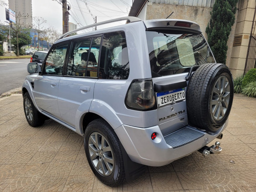 Mitsubishi Pajero TR4 2.0 4X2 16V 140CV FLEX 4P AUTOMÁTICO