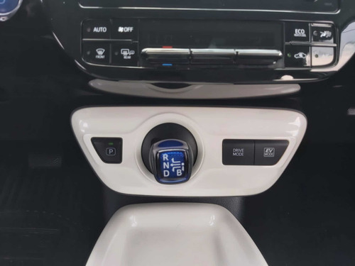 Imagen 14 de 15 de Toyota Prius 2018 1.8 Base Cvt
