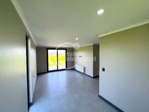 Parcela De 5000 M2 Con Casa Nueva De 140 M2 En Romeral