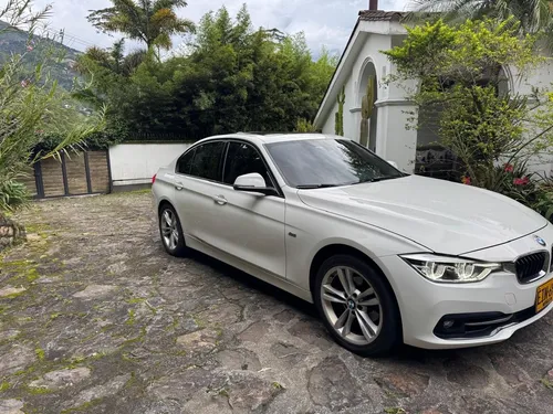 BMW Serie 3 1.5 318i F30 Lci Exclusive
