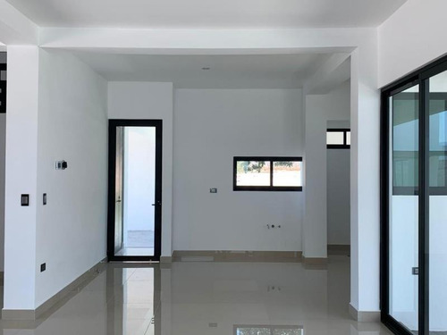 Imagen 4 de 11 de Casa Sola En Renta Residencial Puerta De Hierro