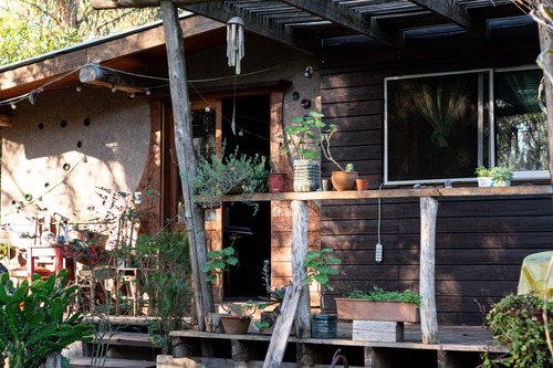 Hermosa Cabaña En Madera Y Bioconstrucción