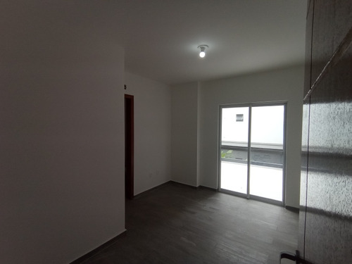 Sobrado Novo Com 2 Suítes E Sacada Ideal Para Morar