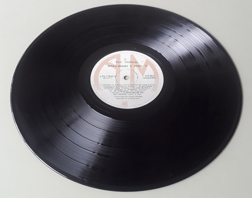 Disco Vinilo Pais Tropical Sergio Mendes & Brasil 77 (Usado)