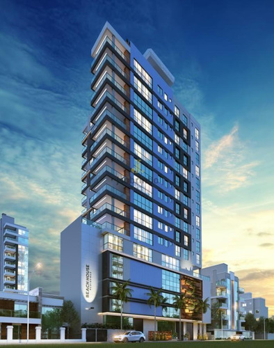Imagem 2 de 16 de Beach House Meia Praia - 30922