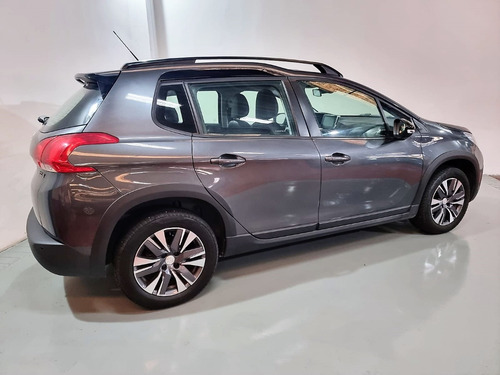 Peugeot 2008 1.6 Feline 5p