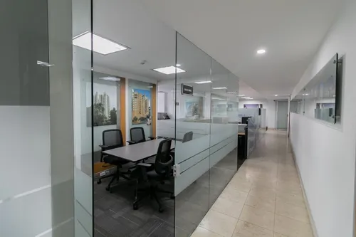 Oficina En Arriendo En Porciúncula. Cod A1021285