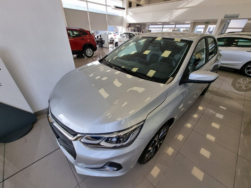 Imagen 3 de 16 de Chevrolet Onix Premier 1.0t At Af