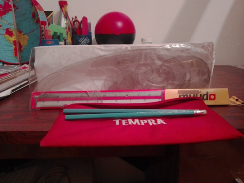 Imagen 1 de 2 de Kit De Dibujo Técnico