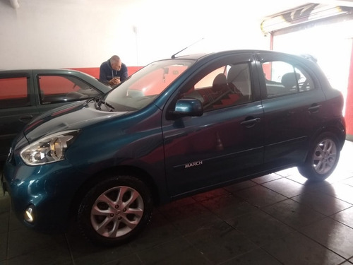 Imagem 2 de 12 de Nissan March Sv 1.0 2015