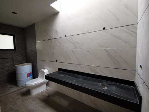 Imagen 15 de 25 de Casa En Venta En Condado De Sayavedra