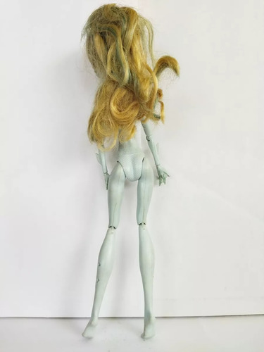Monster High Lagoona Blue Basica Cabello Chino Espojoso (Usado)