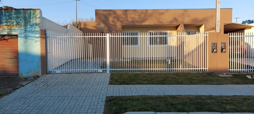 Imagem 2 de 30 de Casa Com 3 Dormitórios E 1 Suíte À Venda, 61 M² Por R$ 279.000 - São Marcos - São José Dos Pinhais/pr - Ca0111