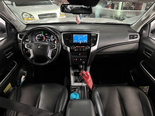 Mitsubishi L200 Triton 2.4 16V TURBO SPORT HPE-S CD 4P 4X4