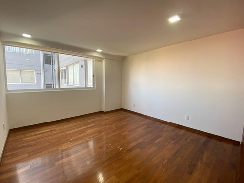 Imagen 18 de 21 de Departamento Con Vista, Remodelado Y Gran Ubicación