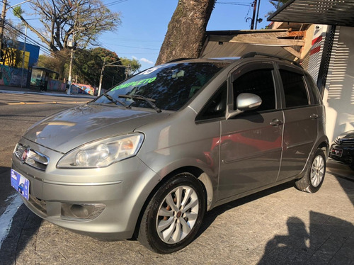 Imagem 1 de 7 de Fiat Idea 2015 1.4 Attractive Flex 5p