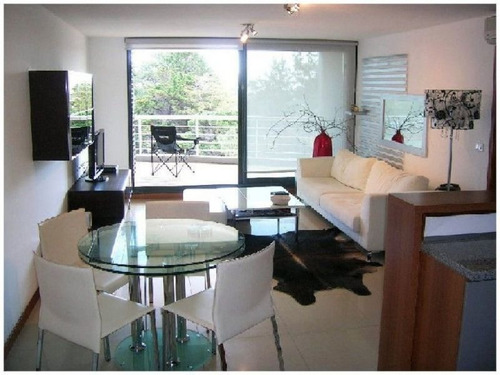 Venta De Apartamento 2 Dormitorios En Roosevelt
