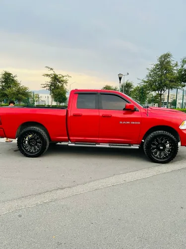 Ram Sport V8 5.7 Hemi Crew Cab 2012