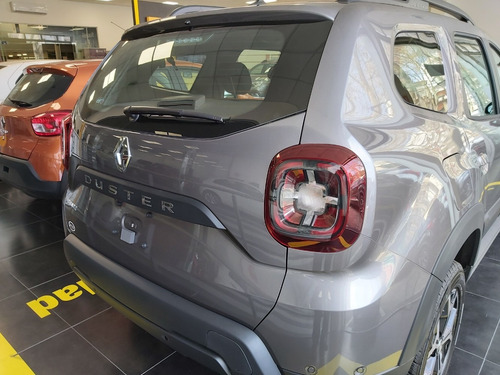 Imagen 2 de 19 de Renault Duster Cvt Outsider 1.6 (precio Especial + Regalo)