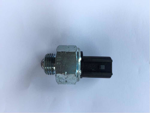 Imagen 3 de 5 de Válvula De Luz Retroceso Ford Súper Duty 6.2 Original Ford