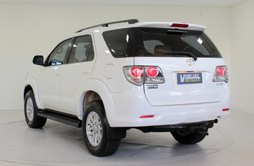 Imagem 2 de 16 de Toyota Hilux Sw4 2.7 Sr Flex Automático - 2015 - Branco