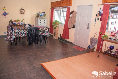 Imagen 4 de 18 de Casa 2 Dormitorios En La Loma, La Plata
