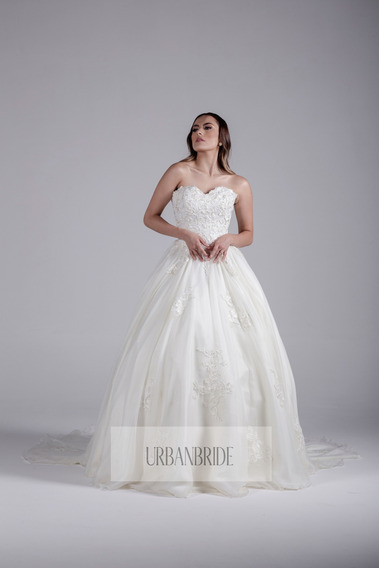 Vestido De Novia Disenadora Angela Betasi | MercadoLibre 📦 Vestido De Novia Disenadora Angela Betasi | MercadoLibre 📦