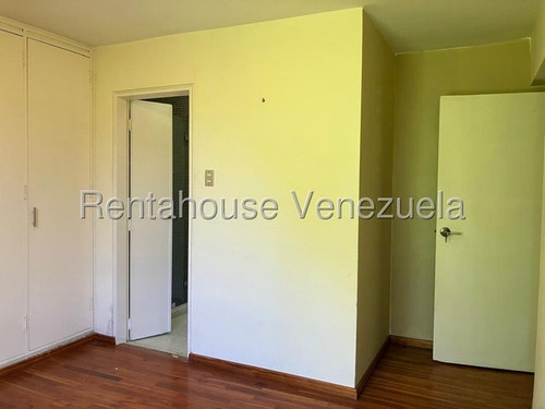 Yf Apartamento En Venta En Santa Rosa De Lima 25-9866 Merw