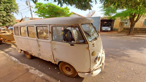Imagem 10 de 10 de Volkswagen Kombi