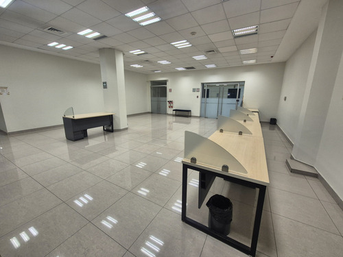 Oficina 100% Funcional: Módulos, Privados, Salas Y Comedor