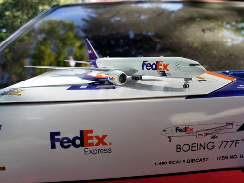 Avion Boeing 777-f De Fedex N889fd Interactivo Escala 1:400